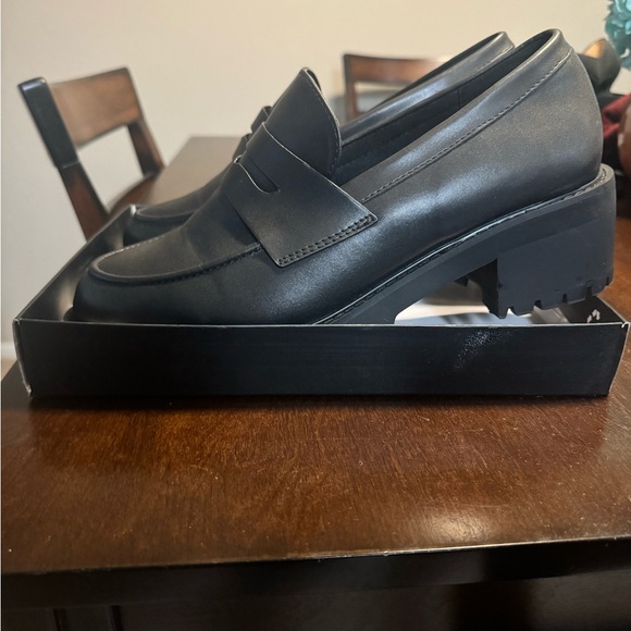 Lane Bryant Lug Sole Loafers 12W - Picture 4 of 7